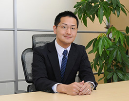 弁護士 牧野誠司